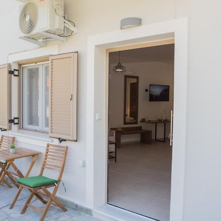 Le Quartier Comfy Studios Parga Ngoại thất bức ảnh