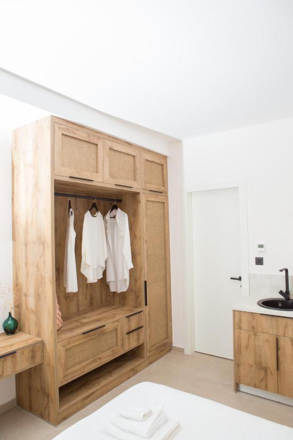 Le Quartier Comfy Studios Parga Ngoại thất bức ảnh